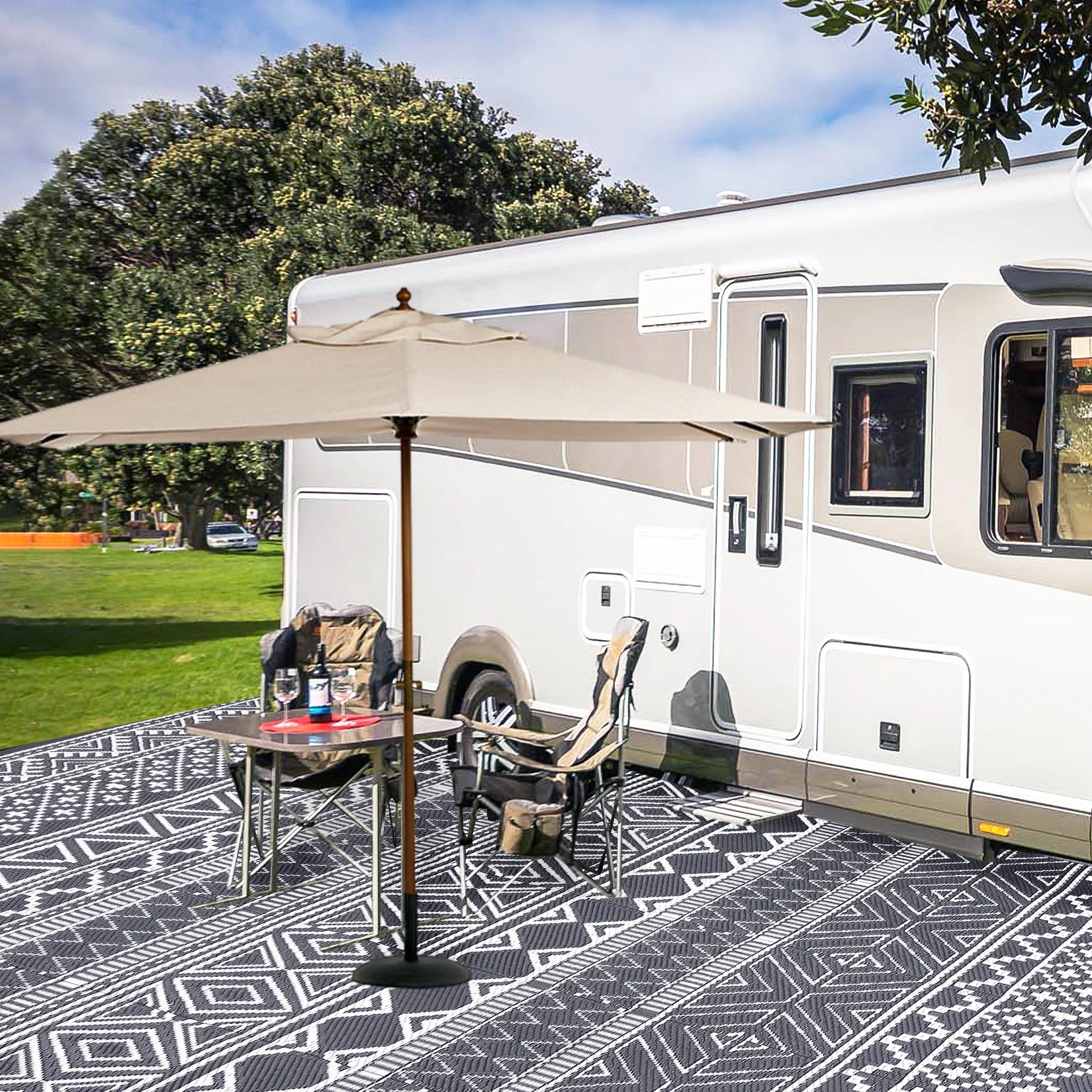 Outdoor 5x8 Waterproof Reversible Patio Rug for Picnic